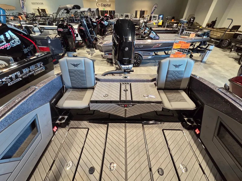 Slide: The Image of Vexus Boats DVX22s 2026 - 27