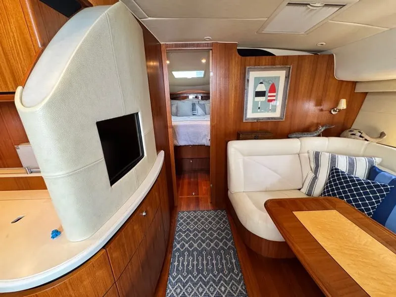 Slide: The Image of Tiara 4300 Sovran 2006 - 20