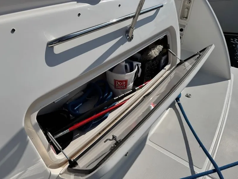 Slide: The Image of Tiara 4300 Sovran 2006 - 27