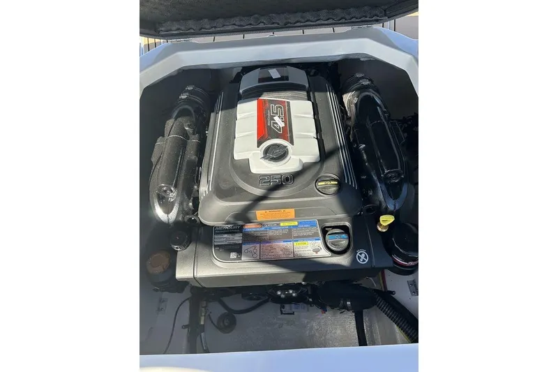 Slide: The Image of 2026 Chaparral 21 SSi boat engine, showcasing powerful performance features. - 15