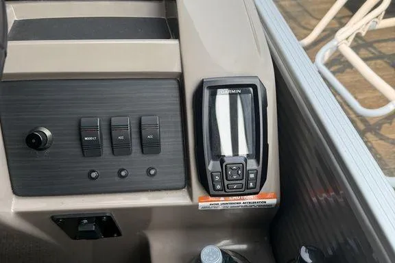 Slide: The Image of Control panel of a 2019 Bennington 22 SCWXP boat with Garmin device. - 12