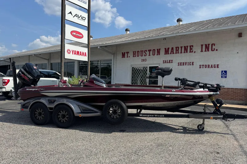The Image of 2014 Ranger Z521 Comanche boat at Mt. Houston Marine dealership. - 0