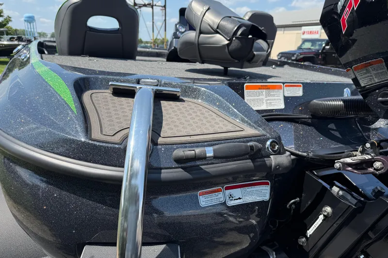 Slide: The Image of 2023 Nitro Z19 boat with sleek design and modern features. - 13