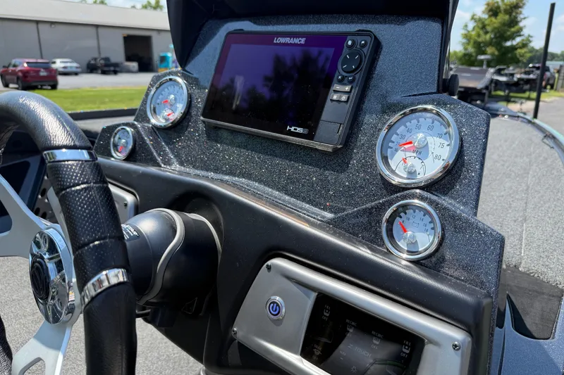 Slide: The Image of Dashboard of 2023 Nitro Z19 boat with gauges and Lowrance display. - 18