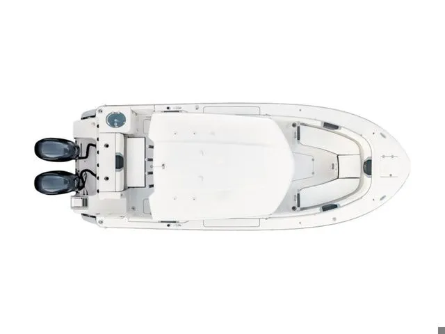 Slide: The Image of Robalo R250 Center Console 2025 - 21