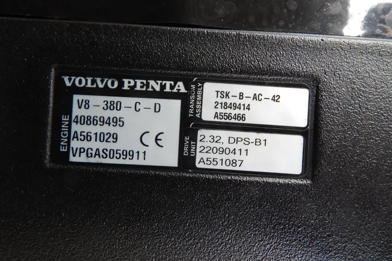 Slide: The Image of Label on Volvo Penta engine for 2016 Chaparral 277 SSX boat. - 41