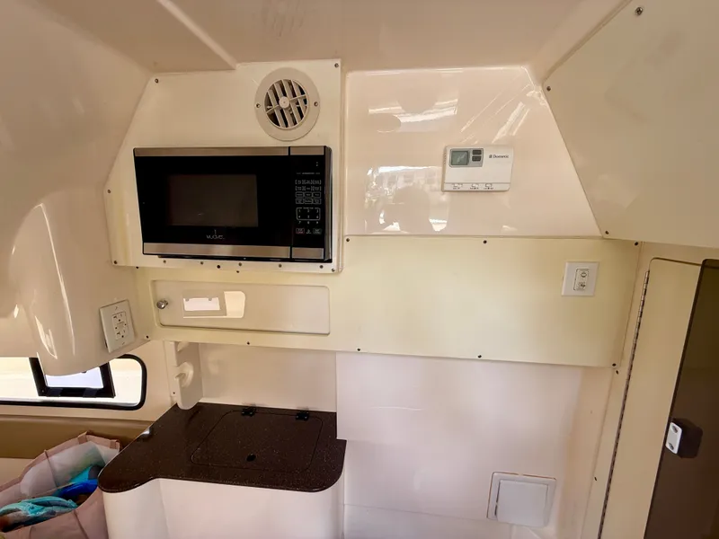 Slide: The Image of Scout 350LXF 2016 - 19