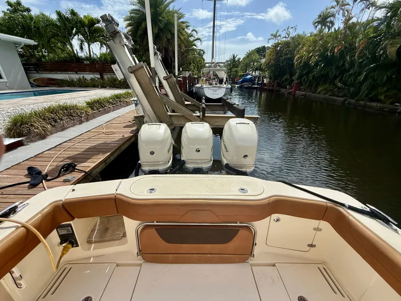 Slide: The Image of Scout 350LXF 2016 - 22