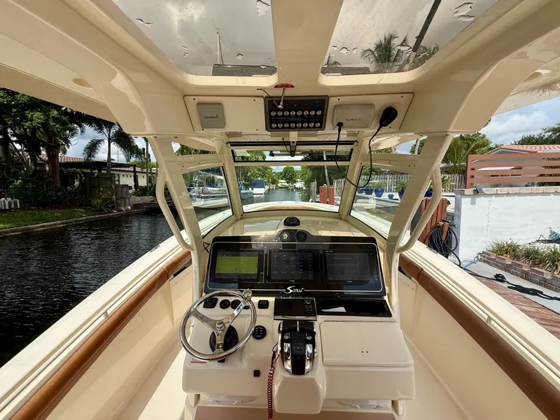 Slide: The Image of Scout 350LXF 2016 - 7