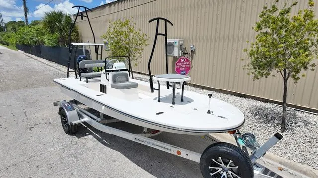 The Image of Spyder FX17 Flicker 2026 - 1