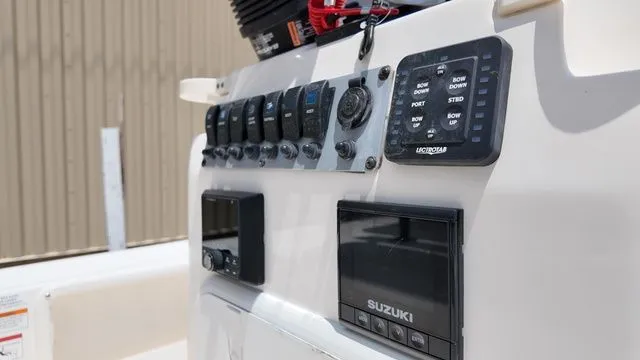 Slide: The Image of Spyder FX17 Flicker 2026 - 13