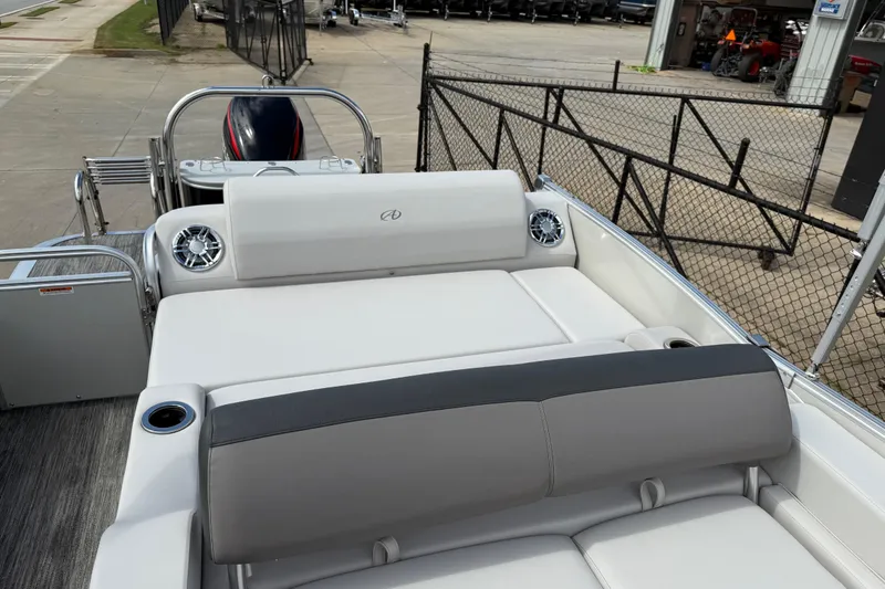 Slide: The Image of 2022 Avalon Catalina VRL 25' boat interior with comfortable seating and modern design. - 27