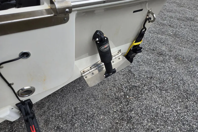 Slide: The Image of 2018 Key West 203 FS boat transom with Lenco trim tab actuator. - 6