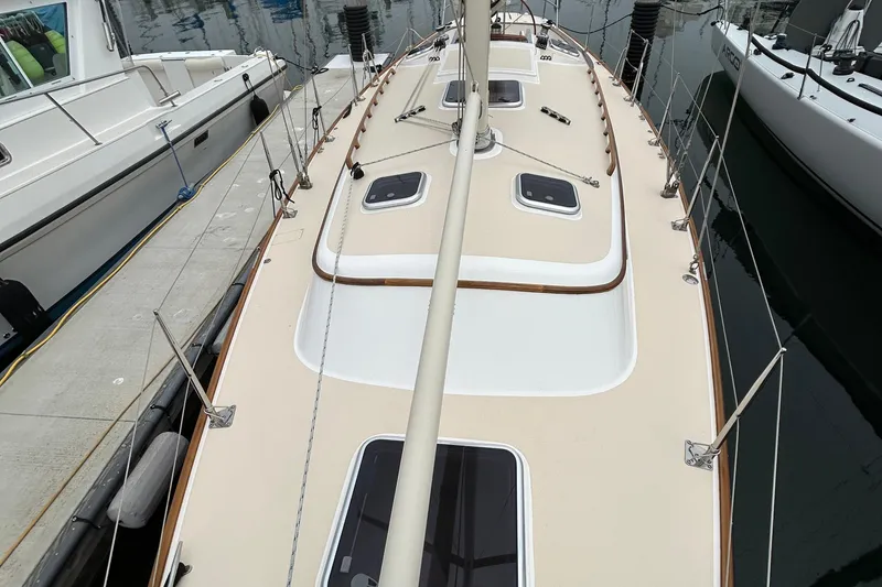 Slide: The Image of Fore Deck - 34