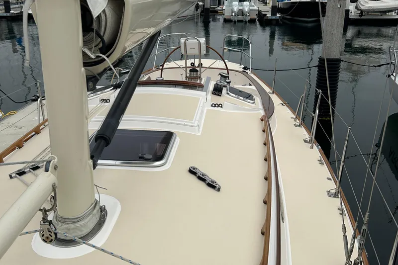 Slide: The Image of Cabin Top - 35