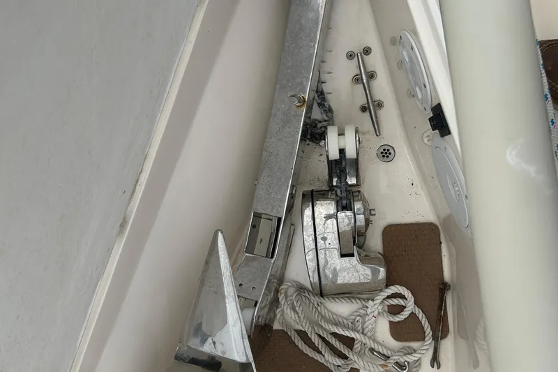 Slide: The Image of Unique Anchor and Roller Storage Solution - 36