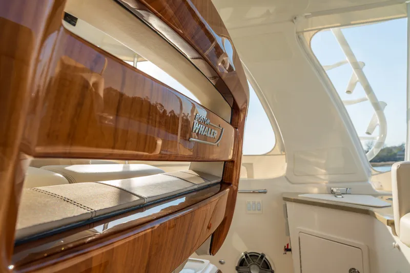 Slide: The Image of Boston Whaler 350 Realm 2026 - 16