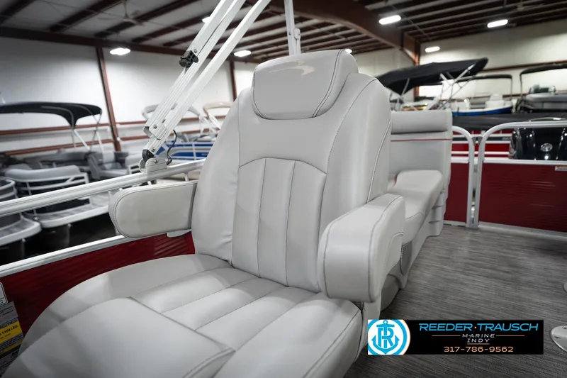 Slide: The Image of Luxurious seating on a 2021 Bennington 20 SVSR pontoon boat in showroom. - 26