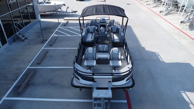 Slide: The Image of Avalon VNT85CC F23 2025 - 14