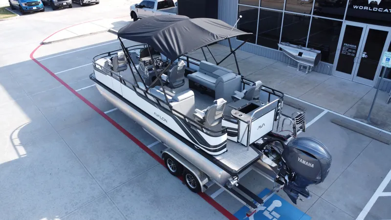 Slide: The Image of Avalon VNT85CC F23 2025 - 17