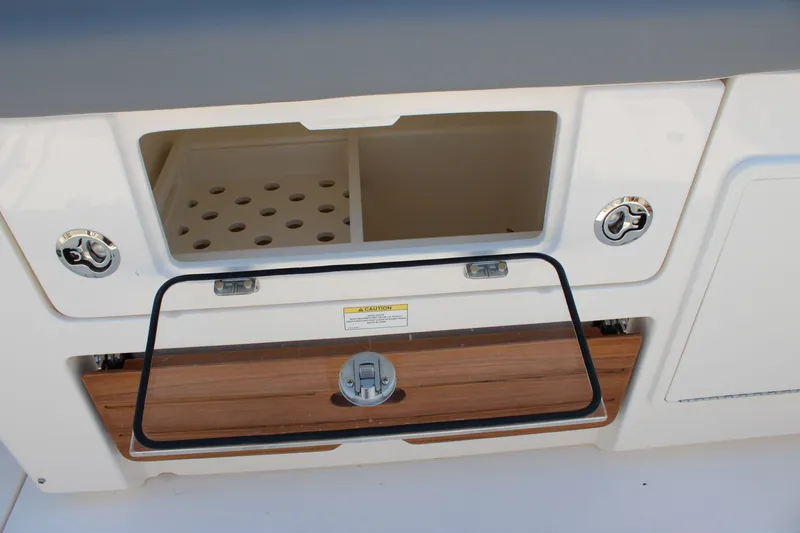 Slide: The Image of Boston Whaler 350 Realm 2026 - 58