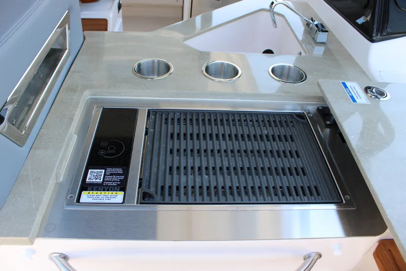 Slide: The Image of Boston Whaler 350 Realm 2026 - 51