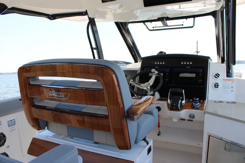 Slide: The Image of Boston Whaler 350 Realm 2026 - 52