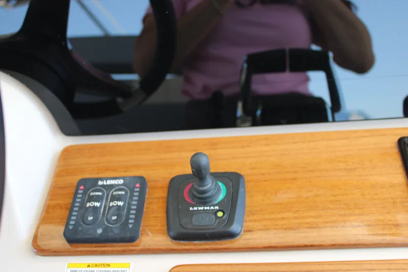 Slide: The Image of Boston Whaler 350 Realm 2026 - 41