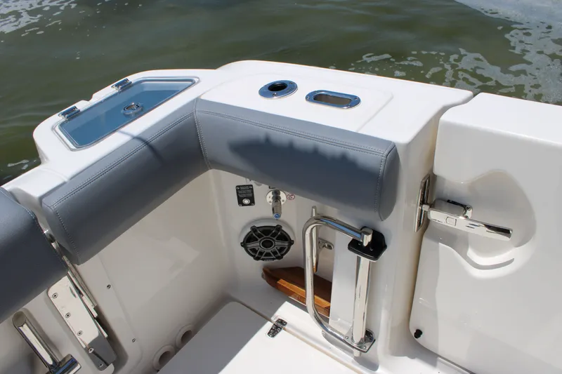 Slide: The Image of Boston Whaler 350 Realm 2026 - 72