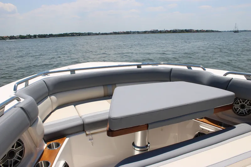 Slide: The Image of Boston Whaler 350 Realm 2026 - 14