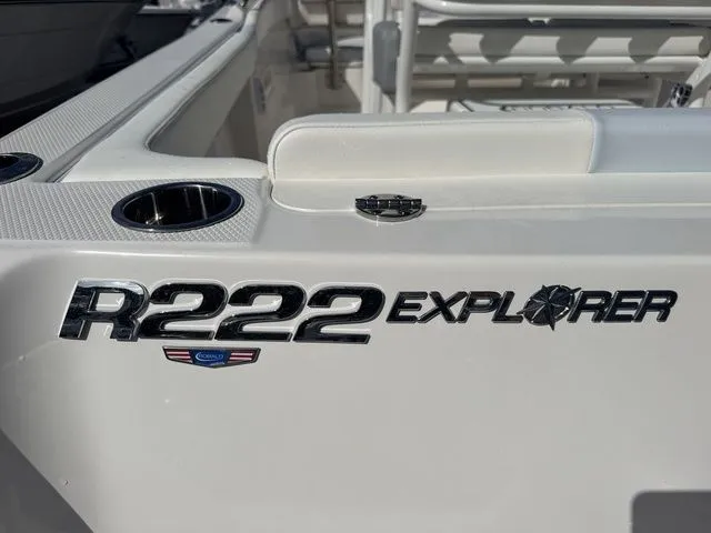 Slide: The Image of Robalo R222 Explorer 2025 - 4