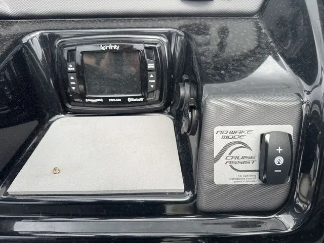 Slide: The Image of Yamaha AR210 2019 - 16