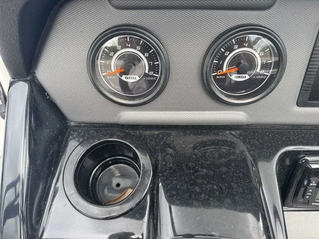 Slide: The Image of Yamaha AR210 2019 - 17