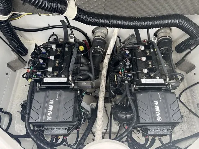 Slide: The Image of Yamaha AR210 2019 - 19