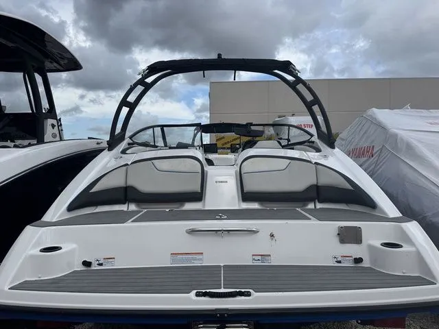 Slide: The Image of Yamaha AR210 2019 - 3