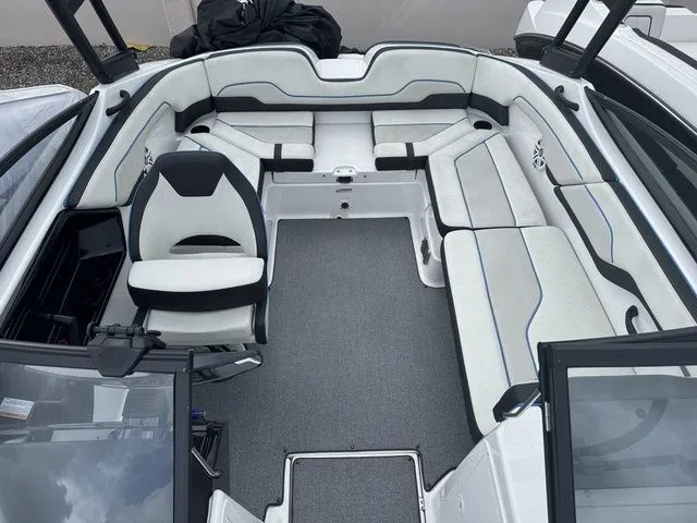 Slide: The Image of Yamaha AR210 2019 - 9