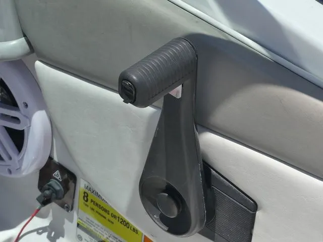 Slide: The Image of Four Winns 180 2000 - 14