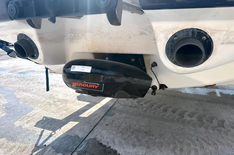 Slide: The Image of 2003 Sea-Doo Utopia 185 boat engine with Mercury power, rear view. - 19