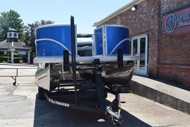 Slide: The Image of Sun Tracker 18 Party Barge 2026 - 18