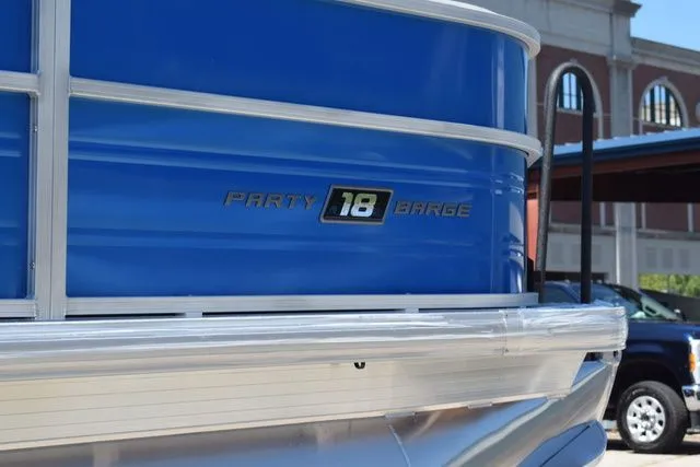 Slide: The Image of Sun Tracker 18 Party Barge 2026 - 4