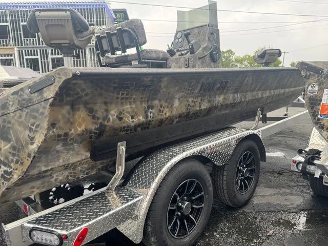 Slide: The Image of Excel 220 Bay Pro Elite 2026 - 11