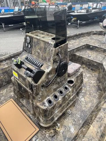 Slide: The Image of Excel 220 Bay Pro Elite 2026 - 6