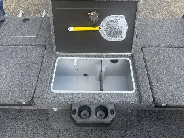 Slide: The Image of Lund 1875 Crossover XS 2026 - 11