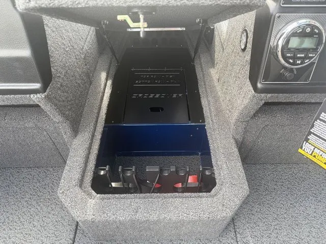 Slide: The Image of Lund 1875 Crossover XS 2026 - 24