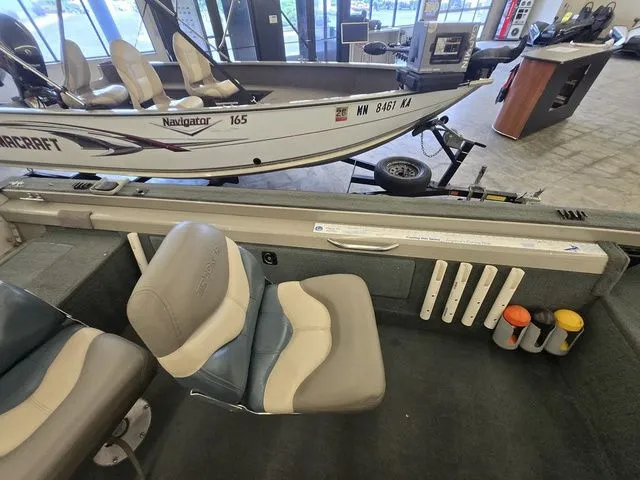 Slide: The Image of Bass Tracker PDV17 2000 - 7