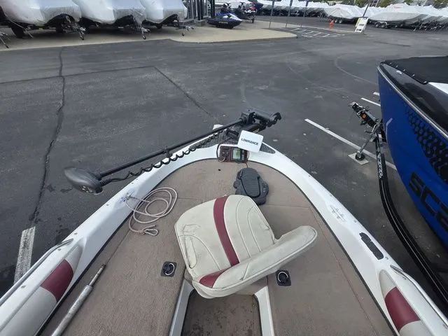 Slide: The Image of Triton SF19 2001 - 12