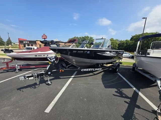 Slide: The Image of Crestliner 1750 Super Hawk 2017 - 2