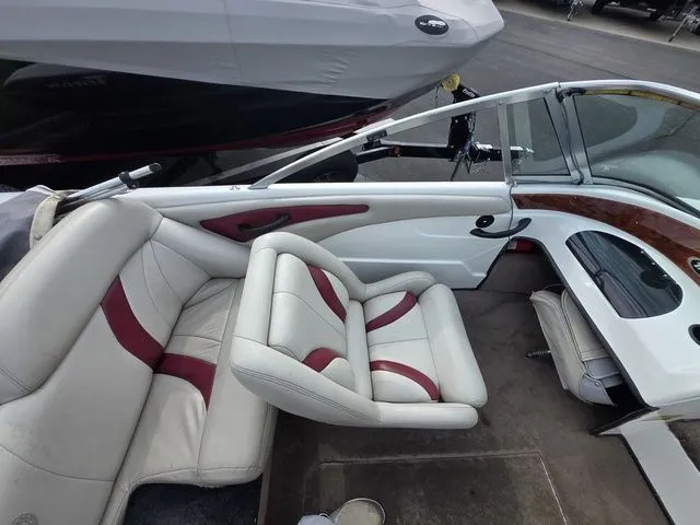 Slide: The Image of Triton SF19 2001 - 8