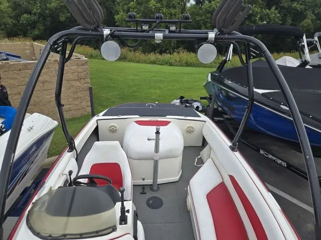 Slide: The Image of Gekko Bazooka 21 2003 - 9