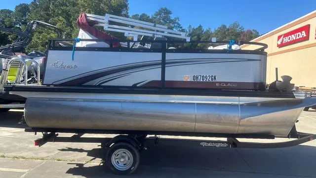 Slide: The Image of Qwest 814 CTR FISH 2023 - 6